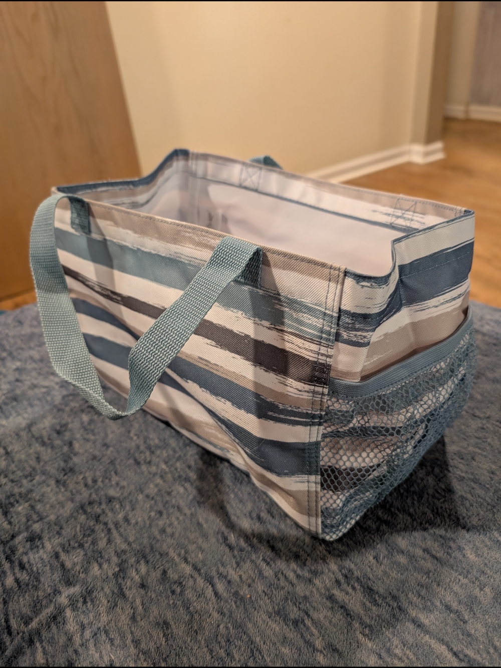 NWOT thirty-one Blue and White Striped Utility Tote with Mesh Pocket